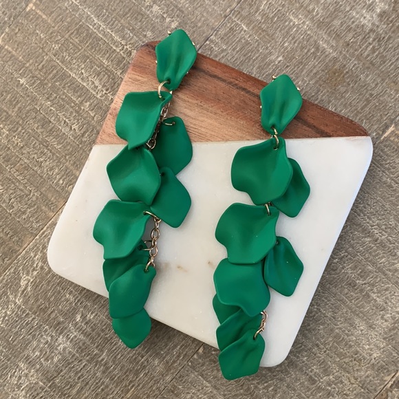 kelzposh Jewelry - Dramatic Kelly Green Petal Earrings